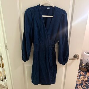 ✨ old navy wrap-tie chambray dress - dark wash ✨
